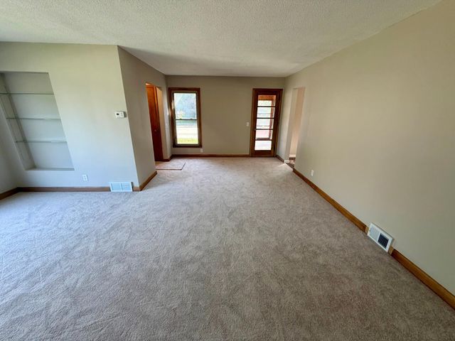 5701 Humboldt Avenue N, Brooklyn Center, MN 55430