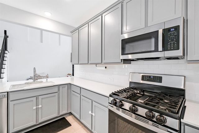 2445 Whisper Forest Drive, Katy, TX 77493