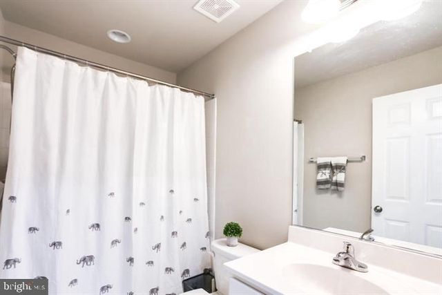 16233 COOLIDGE AVE, Olney, MD 20906