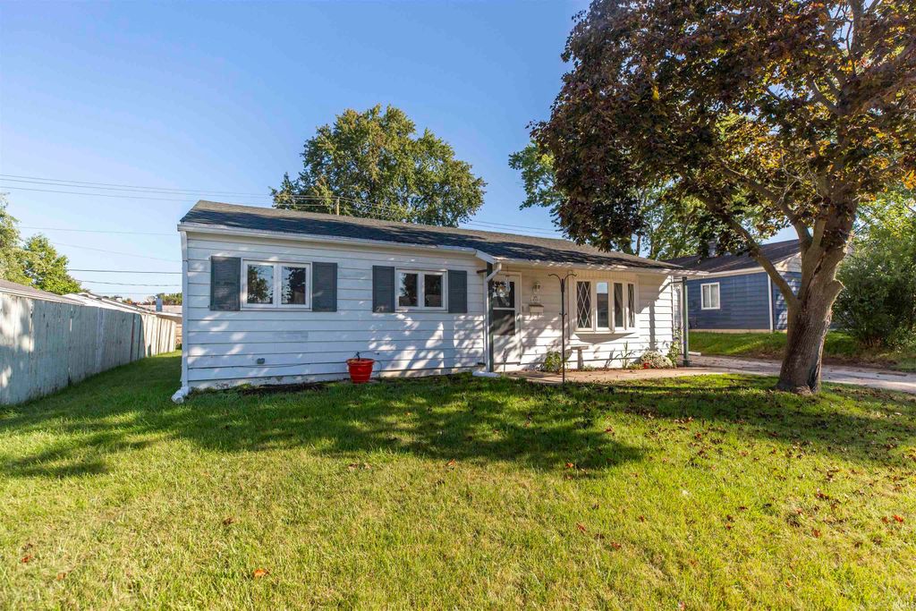 4555 MacDougall Court, South Bend, IN 46614