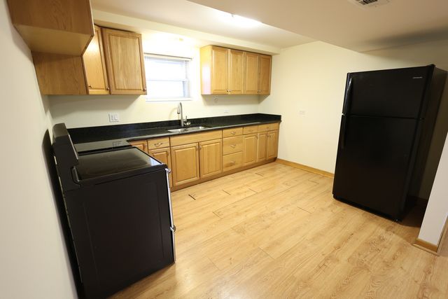 9823 Linn Avenue 1, Schiller Park, IL 60176