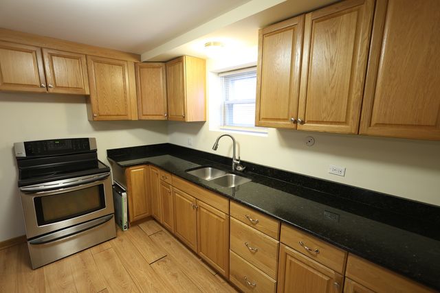 9823 Linn Avenue 1, Schiller Park, IL 60176