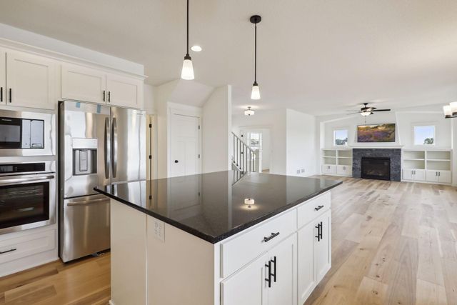 6534 157th Street, Savage, MN 55378