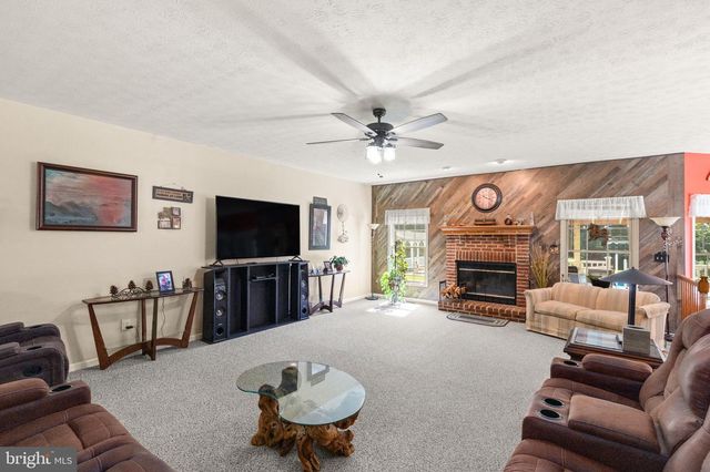 32 HAMILTON, Elkton, MD 21921