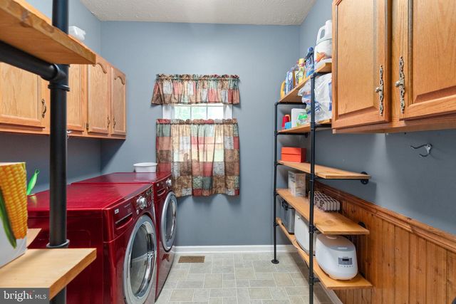 32 HAMILTON, Elkton, MD 21921