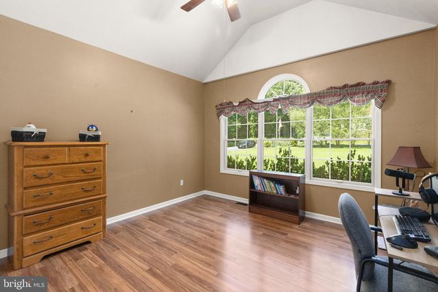 32 HAMILTON, Elkton, MD 21921