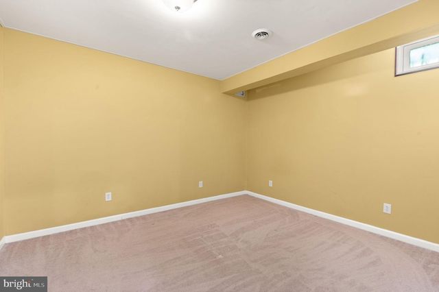32 HAMILTON, Elkton, MD 21921