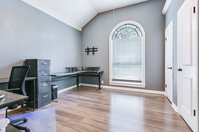 1001 Avondale Avenue, San Angelo, TX 76901