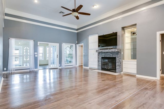 1001 Avondale Avenue, San Angelo, TX 76901