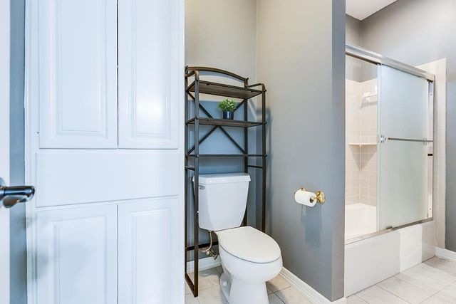 1001 Avondale Avenue, San Angelo, TX 76901