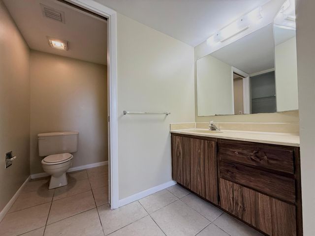 3515 Village Boulevard 202, West Palm Beach, FL 33409
