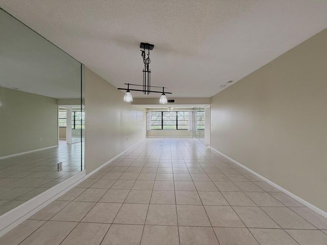 3515 Village Boulevard 202, West Palm Beach, FL 33409