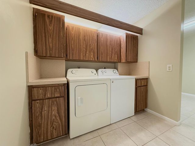 3515 Village Boulevard 202, West Palm Beach, FL 33409