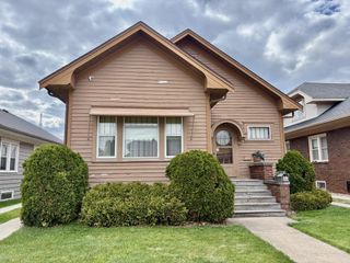 2610 LaSalle STREET, Racine, WI 53402
