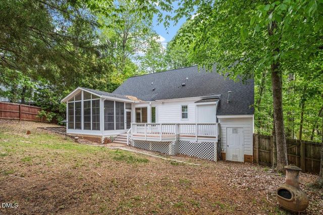 7713 Highlandview Circle, Raleigh, NC 27613