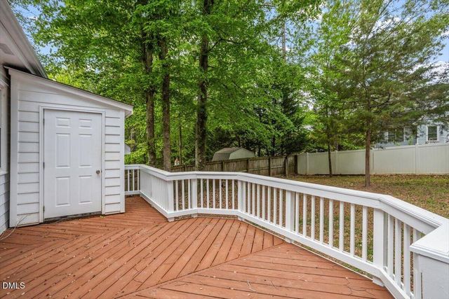 7713 Highlandview Circle, Raleigh, NC 27613