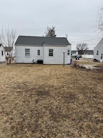 1818 Chandler Street SW, Cedar Rapids, IA 52404