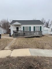 1818 Chandler Street SW, Cedar Rapids, IA 52404