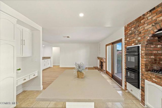 3148 Thistlewood Street, Thousand Oaks, CA 91360