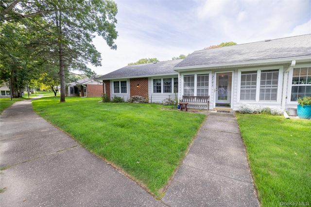 250A Newcastle Court, Ridge, NY 11961