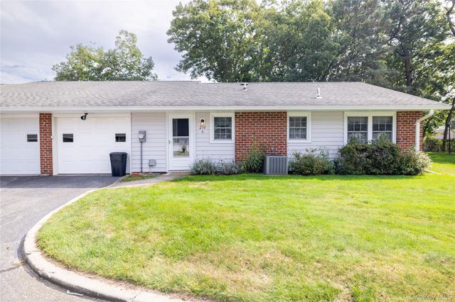 250A Newcastle Court, Ridge, NY 11961