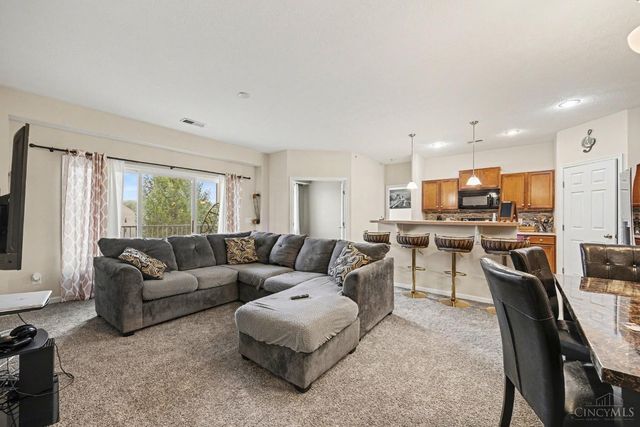 9382 Stoneybrooke, Springfield Twp., OH 45231