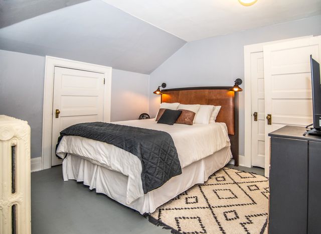 2404 W 2nd Ave, Spokane, WA 99201