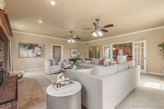 15327 E 450 Road, Claremore, OK 74017