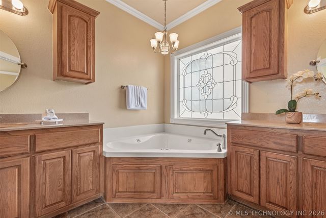 15327 E 450 Road, Claremore, OK 74017