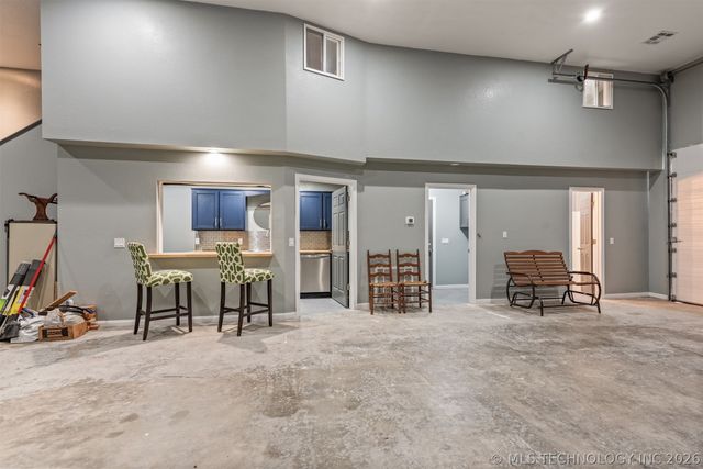 15327 E 450 Road, Claremore, OK 74017