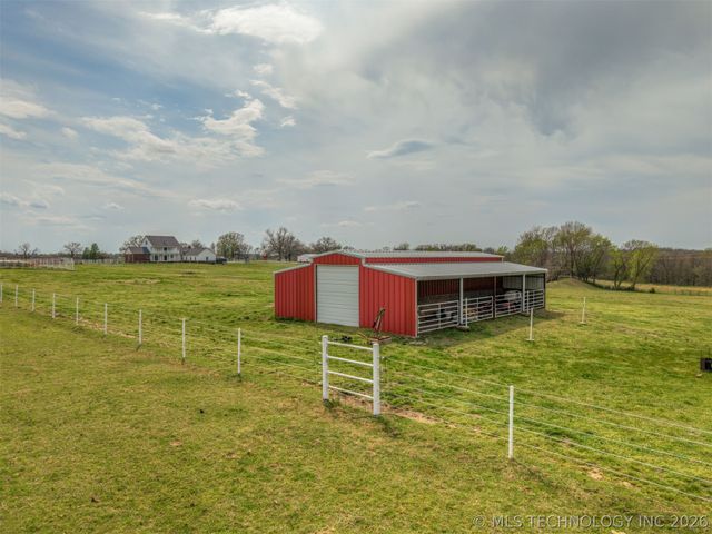15327 E 450 Road, Claremore, OK 74017