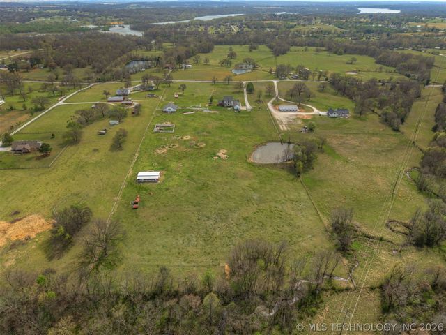 15327 E 450 Road, Claremore, OK 74017