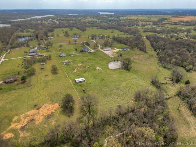 15327 E 450 Road, Claremore, OK 74017