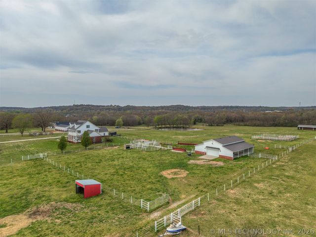 15327 E 450 Road, Claremore, OK 74017