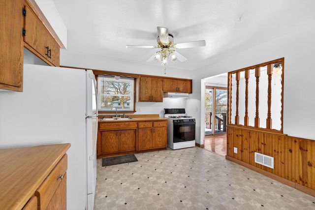 7504 Pheasant TRAIL, Racine, WI 53402