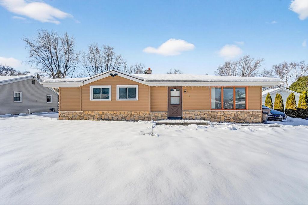 7504 Pheasant TRAIL, Racine, WI 53402