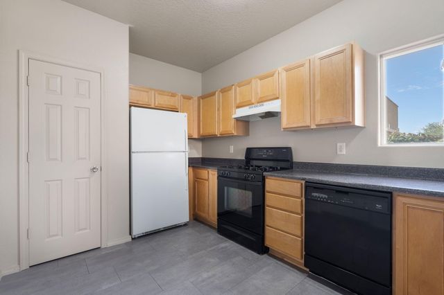 1535 Ocean Breeze Drive NE, Albuquerque, NM 87112