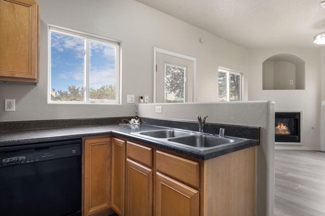 1535 Ocean Breeze Drive NE, Albuquerque, NM 87112