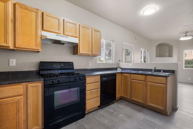 1535 Ocean Breeze Drive NE, Albuquerque, NM 87112