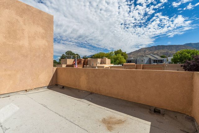 1535 Ocean Breeze Drive NE, Albuquerque, NM 87112