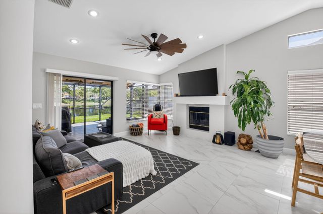 10613 Santa Laguna Drive, Boca Raton, FL 33428