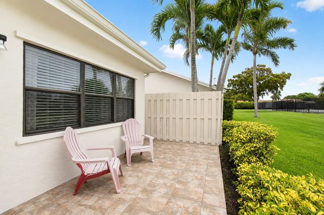 2360 NW 12th Street, Delray Beach, FL 33445