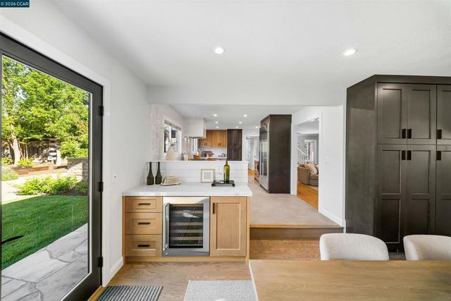 15 Wildwood Ct, Danville, CA 94526