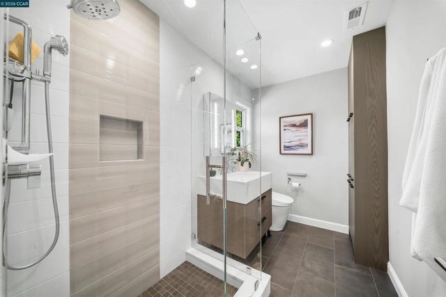 15 Wildwood Ct, Danville, CA 94526