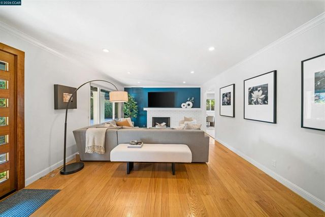 15 Wildwood Ct, Danville, CA 94526