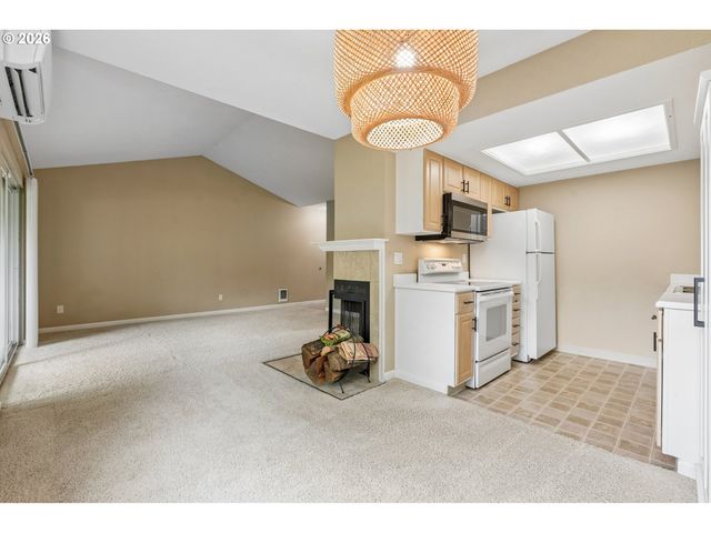 9490 Sw 146TH Ter R8, Beaverton, OR 97007