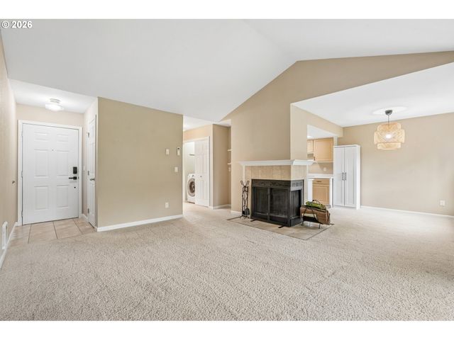 9490 Sw 146TH Ter R8, Beaverton, OR 97007