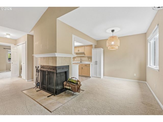 9490 Sw 146TH Ter R8, Beaverton, OR 97007