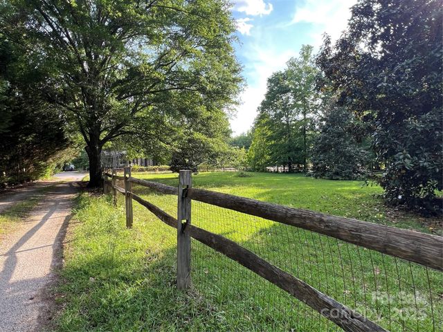 6832 Mandarin Drive, Rock Hill, SC 29732