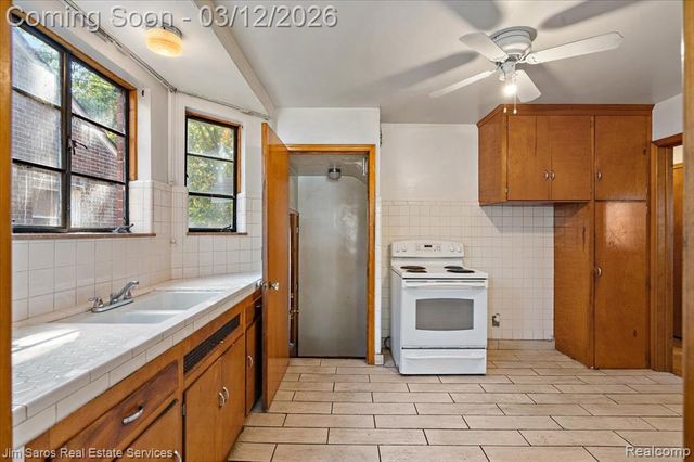 4121 Harvard Street, Detroit, MI 48224